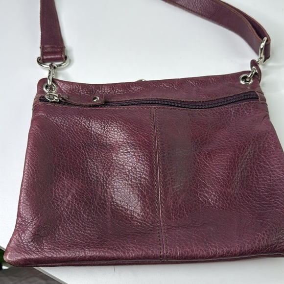 Fossil Crossbody Plum Leather Shoulder Bag - Picture 6 of 10